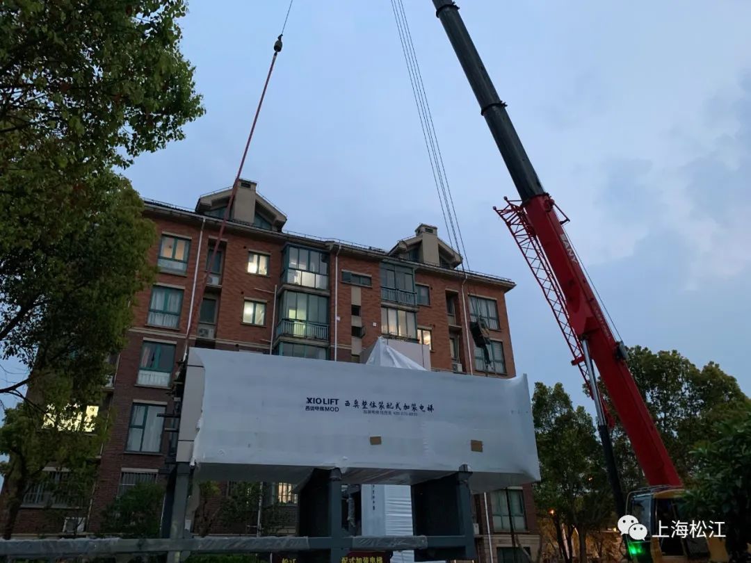 加速“梯”升幸福感！全区首台整体装配式电梯，8小时完成关键搭建，电梯却像是装“乐高”？